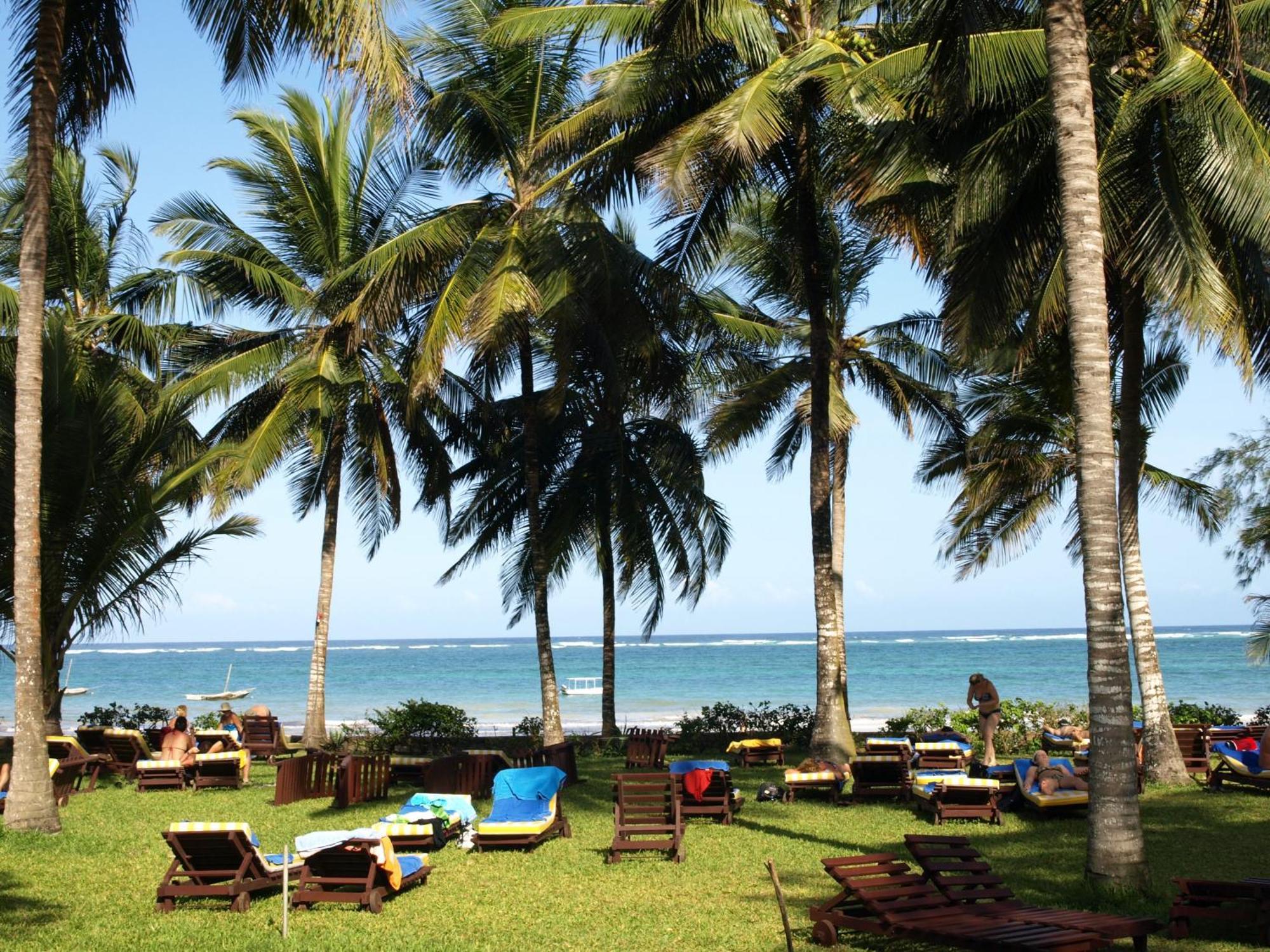 Papillon Lagoon Reef Hotel Praia de Diani Exterior foto