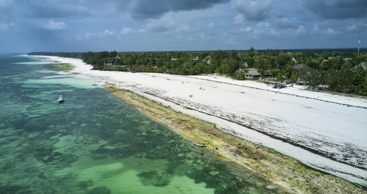 Papillon Lagoon Reef Hotel Praia de Diani Exterior foto